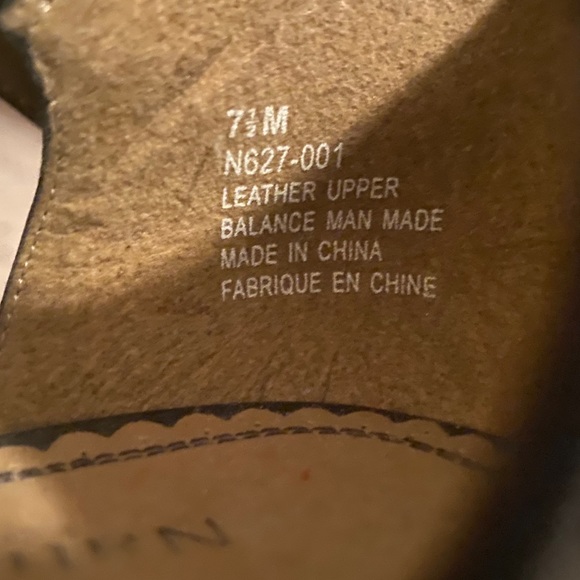 Black Heels - Picture 3 of 4